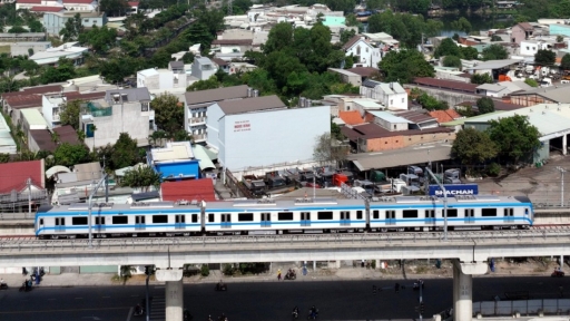 Tuyến metro số 1 tại TP HCM lùi thời gian chạy chính thức 1 tháng