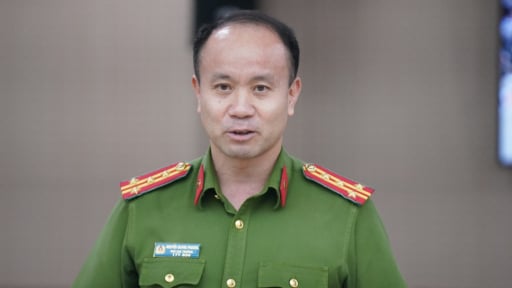 Thu hồi 500 lượng vàng, 1.000 sổ đỏ, 2 triệu USD, trong vụ án Hậu 'pháo'