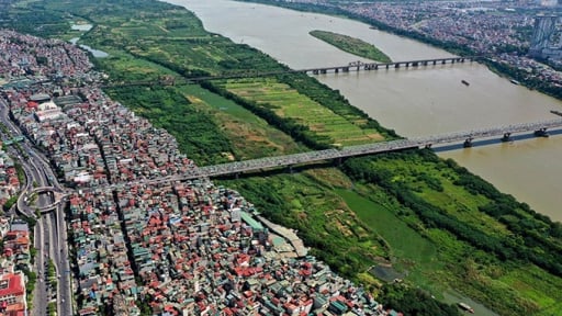 Hà Nội lập đoàn giám sát việc quản lý đất khu bãi sông, ngoài đê
