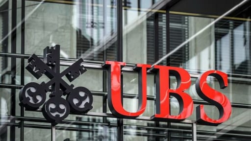 Sau khi sáp nhập Credit Suisse, UBS có thể cắt giảm tới 36.000 nhân viên