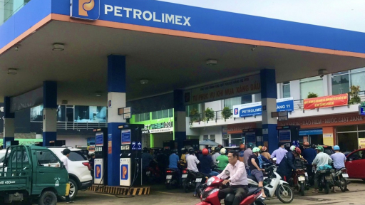Petrolimex (PLX) báo lãi tăng 51% lên 667 tỷ đồng trong quý I/2023