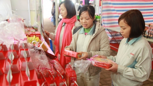 Tiền lương, thưởng Tết của người lao động Hà Nội thế nào?