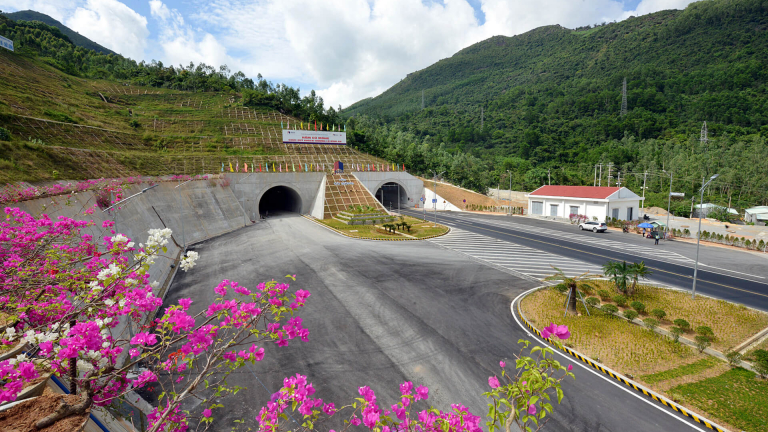 Đèo Cả 'bỏ túi' hơn 5 tỷ đồng từ các trạm thu phí, doanh thu bùng nổ năm 2024