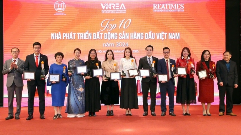 Diễn đàn Bất động sản mùa Xuân lần thứ V: Vinh danh thương hiệu bất động sản dẫn đầu