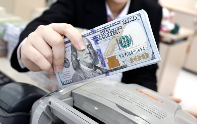 Tỷ giá USD ngày 5/5 tạm dừng ở mốc 26.203 đồng/USD