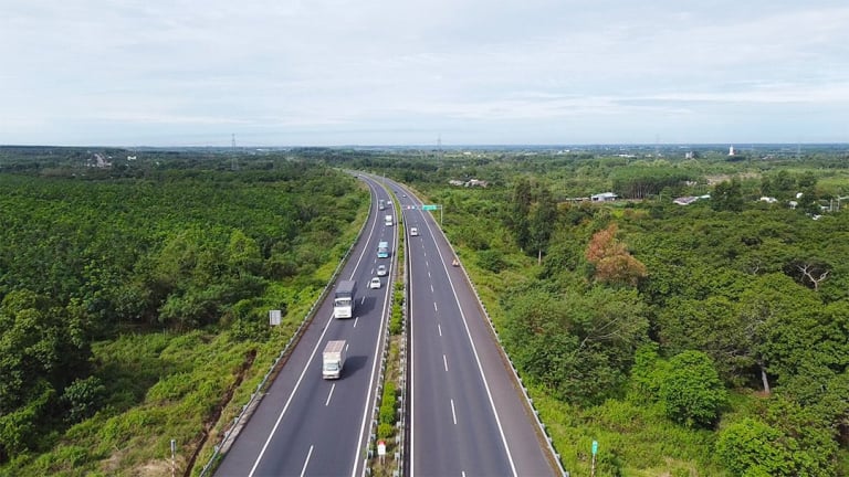 Cả nước đã có 2.268 km đường bộ cao tốc