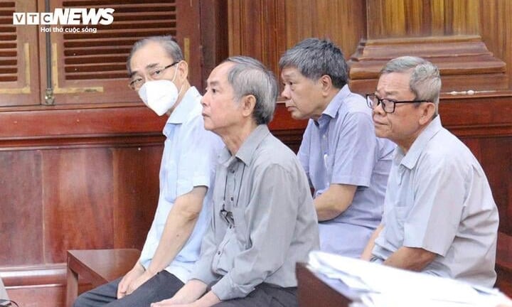 Đề nghị Công ty Nguyễn Kim bồi thường 68,7 tỷ đồng trong vụ 'đất vàng' Bến Vân Đồn, cựu Tổng Giám đốc Vinafood II từ 5 - 6 năm tù