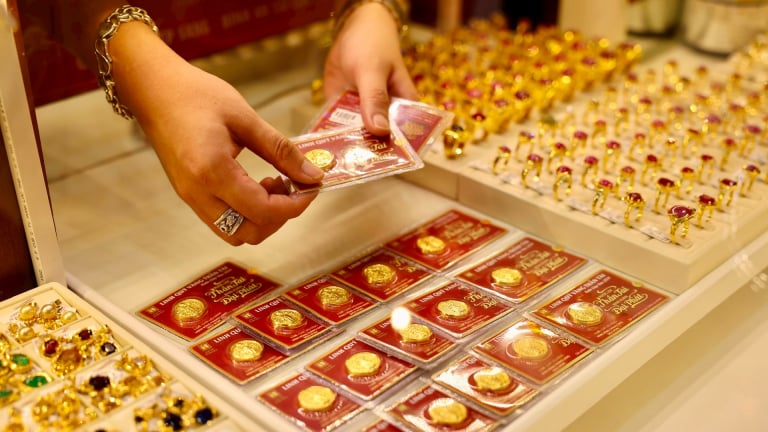 Giá vàng miếng SJC ngày 23/5 quay đầu giảm nhẹ