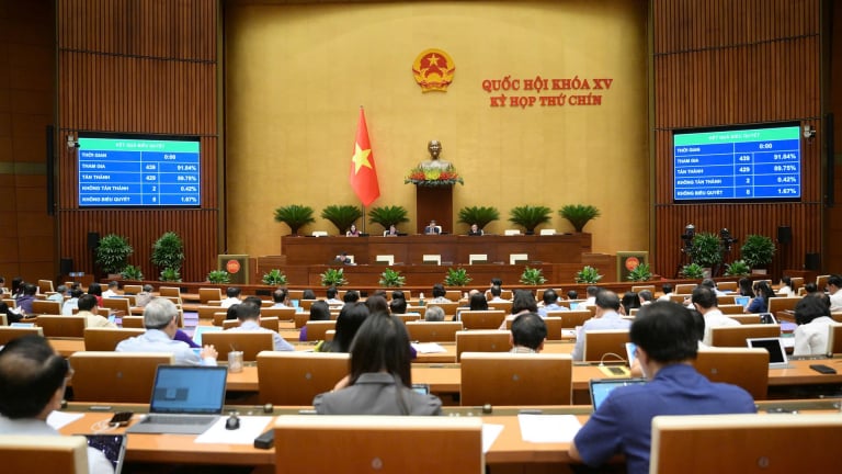Quốc hội đồng ý bỏ án tử hình với tội tham ô tài sản, nhận hối lộ, làm thuốc giả