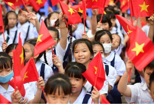 Chính thức miễn học phí cho học sinh công lập cả nước, học sinh tư thục được hỗ trợ từ năm học 2025-2026