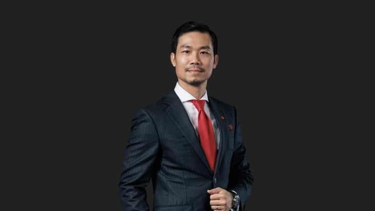 Một Phó Tổng giám đốc Techcombank rời ghế nóng sau 15 năm gắn bó