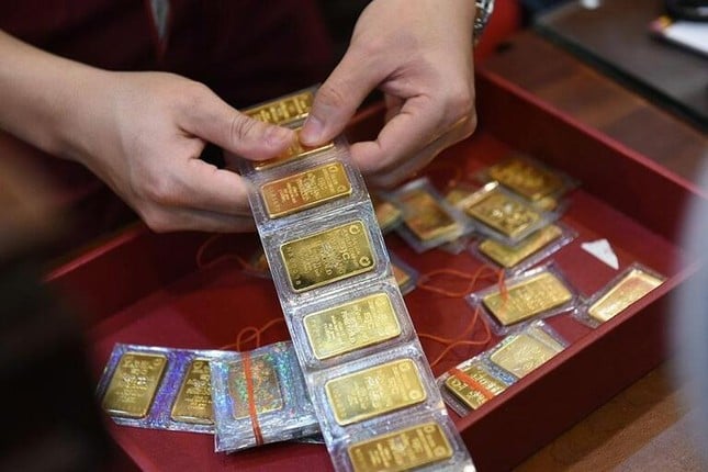 Giá vàng ngày 27/6 quay đầu giảm, dự báo rơi xuống ngưỡng dưới 3.000USD/ounce vào cuối năm 2025