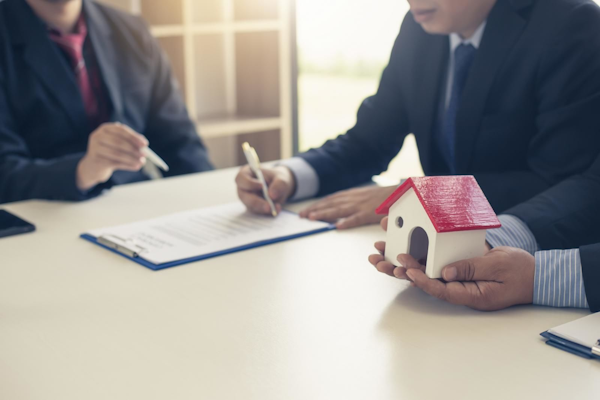 Hà Nội muốn thí điểm bỏ công chứng hợp đồng tặng cho bất động sản giữa cá nhân với nhau
