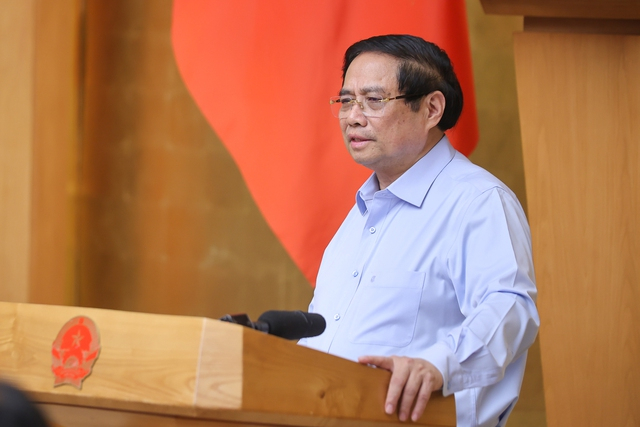Thủ tướng chỉ đạo xử lý nghiêm hành vi sở hữu chéo, cấp tín dụng cho doanh nghiệp 'sân sau'