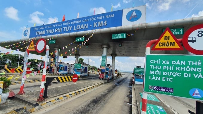 Chủ xe ô tô chuyển đổi tài khoản thu phí sang tài khoản giao thông trước 1/10/2025