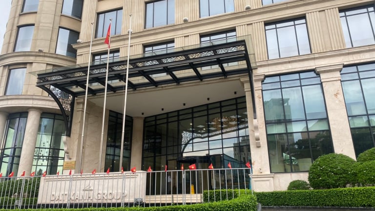 Dragon Capital tiếp tục bán mạnh cổ phiếu Đất Xanh, giảm sở hữu dưới 14%
