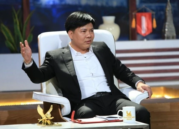 Khởi tố hai em của 'Shark Thủy' và 21 người có dấu hiệu đồng phạm
