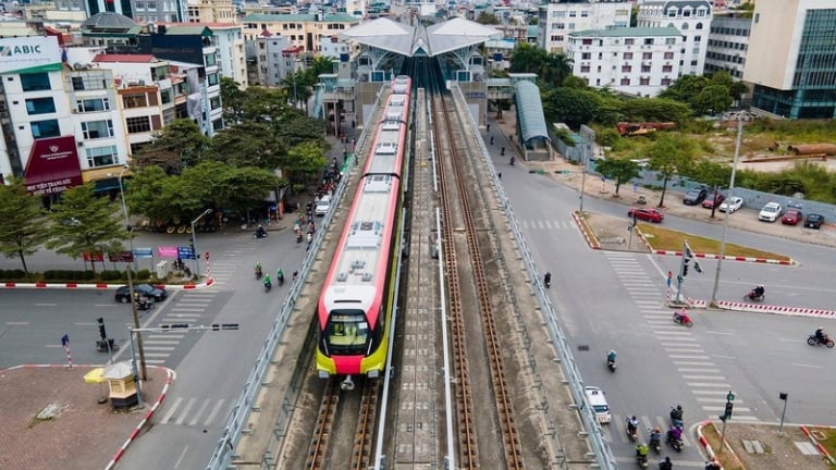 Hà Nội phê duyệt phương án tuyến metro số 5 Văn Cao - Hòa Lạc dài gần 40 km