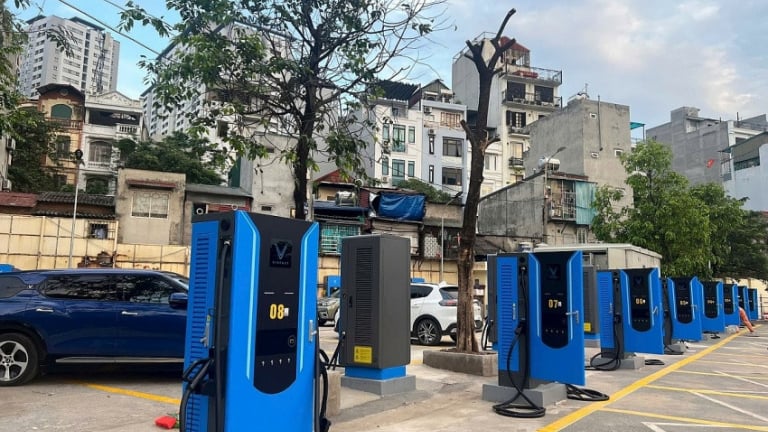 Hà Nội dự kiến lắp 115 trạm xạc xe điện tại Vành Đai 1
