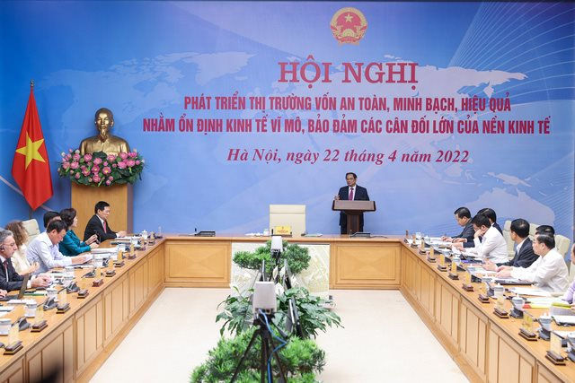 Thủ tướng: Tại sao vẫn để xảy ra các trường hợp thao túng thị trường?