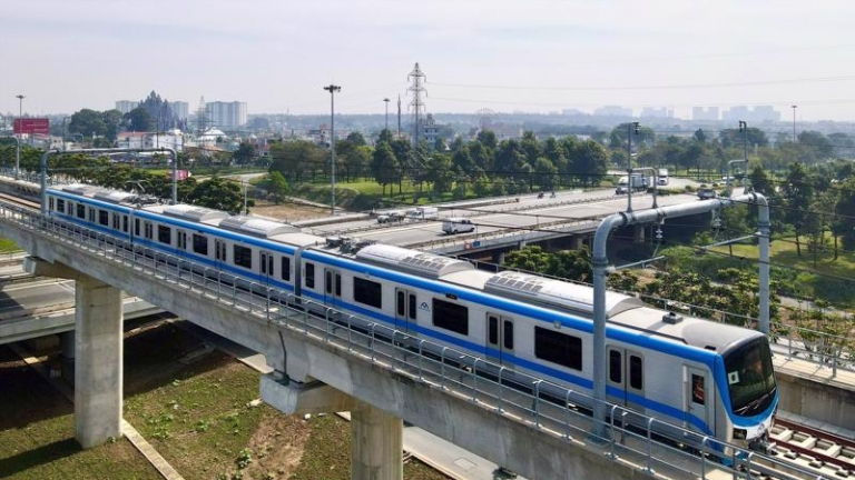 Tuyến metro 1 chính thức phục vụ người dân từ 10h ngày 22/12