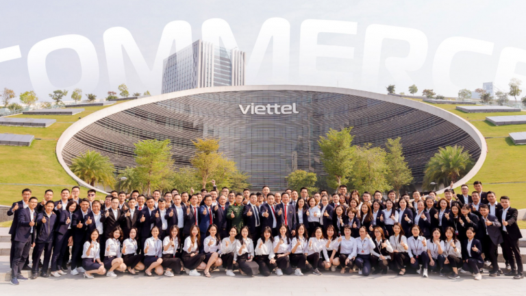  Viettel lập kỷ lục về lợi nhuận, hé lộ mức thu nhập nhân viên bình quân hơn 33 triệu đồng/tháng