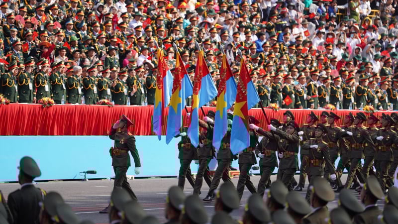 Lễ diễu binh, diễu hành trong Lễ kỷ niệm 50 năm Ngày Giải phóng miền Nam, thống nhất đất nước 