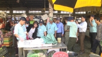 Bình Phước: Tiêu hủy hơn 200 kg thịt heo ôi thiu được bày bán tại chợ Đồng Xoài