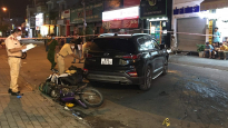 Xe 'điên' tông hàng chục xe máy, nạn nhân nằm la liệt trên đường