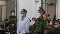 Cựu Chủ tịch tỉnh Khánh Hòa cùng 3 cán bộ khác bị khởi tố