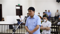 Gia đình Cựu chủ tịch Nguyễn Đức Chung bất ngờ nộp thêm 15 tỉ đồng khắc phục hậu quả