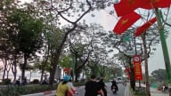Hà Nội rực rỡ cờ hoa chào mừng ngày lễ 30/4 - 1/5