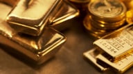 Giá vàng hôm nay 31/5: Đồng loạt giảm sâu