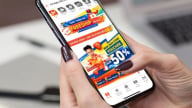 Mua hàng giá rẻ tưởng tiết kiệm hoá ra “sập bẫy” tiêu dùng