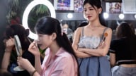 Chậm lại để kết nối: Khi mạng xã hội không chỉ là sân chơi mà còn là nơi 'chữa lành'