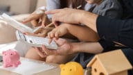 Cùng một câu hỏi, 4 cách trả lời tạo 4 số phận khác nhau cho trẻ