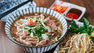 5 quán phở ai đến Hà Nội cũng phải tìm ăn vài lần 