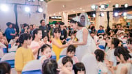 Hoa hậu H’Hen Niê tham gia hỗ trợ 600 bé gái có hoàn cảnh đặc biệt qua chương trình Giấc mơ Lọ Lem 2025