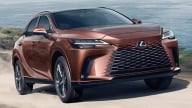 Top 10 chiếc xe hạng sang bán chạy nhất năm 2025