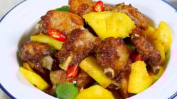 Công thức làm sườn rim dứa thơm ngon cho mùa hè