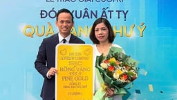 PGBank đã trao gần 5 tỷ đồng quà tặng đến khách hàng 