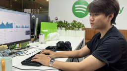 Người dân Hà Nội nghĩ cách cắt giảm điều hòa, quạt khi giá điện tăng mạnh đầu hè 