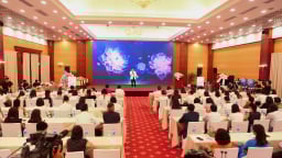 Tọa đàm 'Yêu thương bắt đầu từ sự chủ động - Vì một triệu phụ nữ Việt Nam khỏe mạnh'