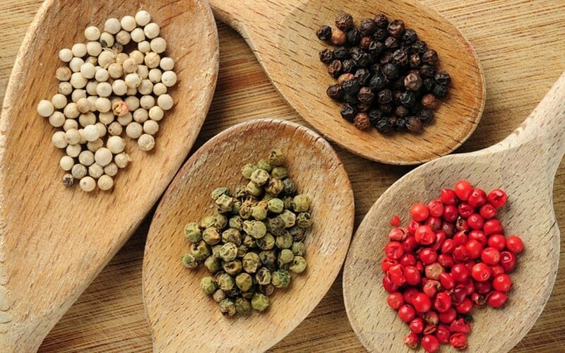 Giá tiêu hôm nay 30/6: Tăng nhẹ, giao dịch đạt 128.000 đồng/kg