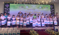 'Thắp sáng những ước mơ' lần thứ 8 tặng học bổng 100 trẻ em vượt khó