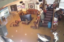 Cận cảnh lũ lụt Hà Giang: Hàng loạt nhà, ô tô chìm trong biển nước