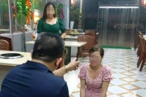 NÓNG: Triệu tập chủ quán nướng bắt cô gái quỳ gối ở Bắc Ninh