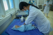 Thêm nhiều trẻ nhập viện sau khi tiêm vắc xin ở Sơn La