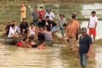 Quảng Nam: Hai học sinh qua cầu bị trượt chân rơi xuống nước sâu, một người tử vong