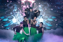 'Tiểu hot girl' Sài thành Alice Nguyễn bất ngờ hóa thân thành Maleficent trong show Cổ tích hiện đại